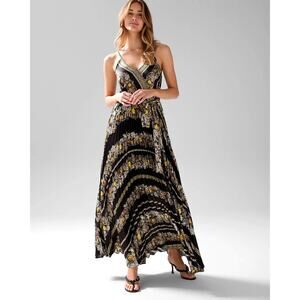 White House Black Market Floral Maxi Dress